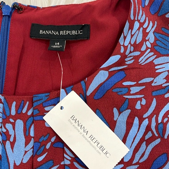 Banana Republic Ruffle Sleeveless Pattern Dress - Picture 14 of 14